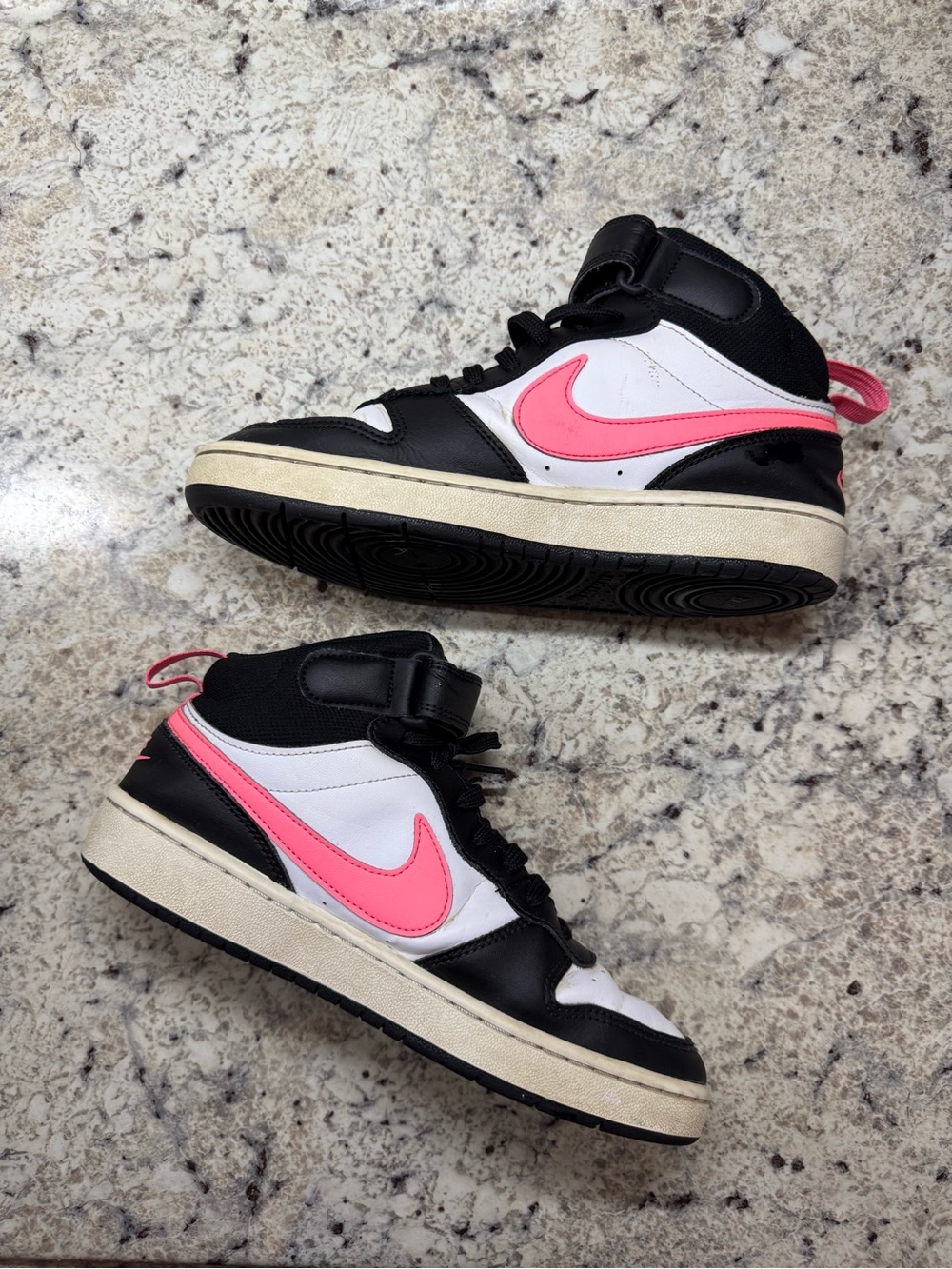 Nike Court Borough Mid 2 Big Kid Girls Sneakers 🩷